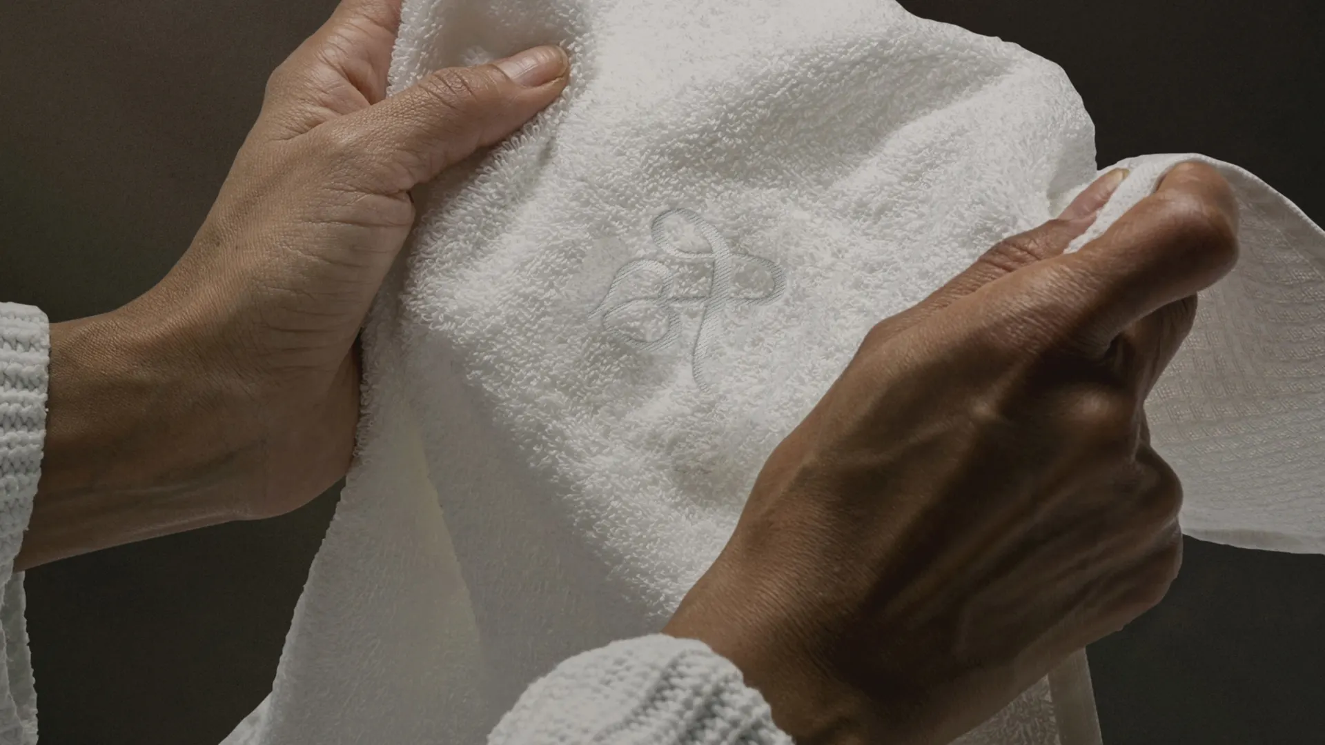 22 Amot Towel