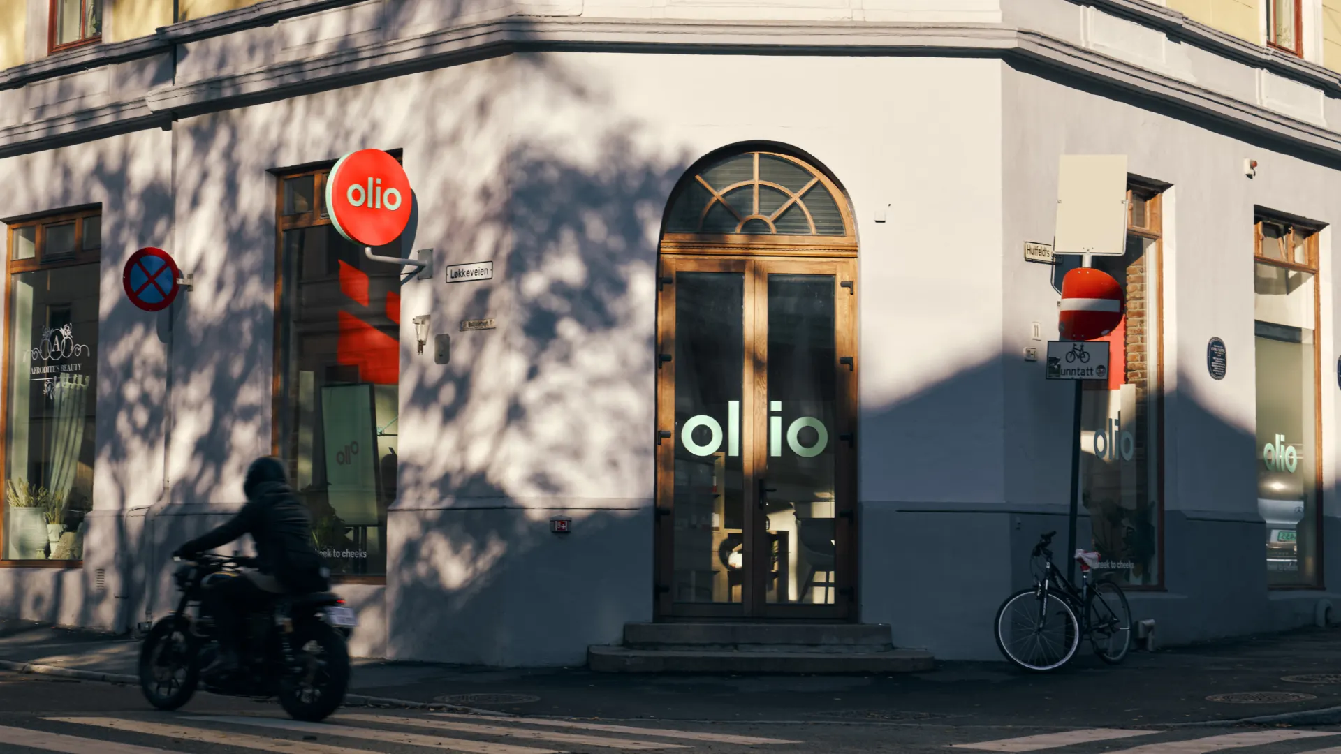 Olio Slide 7